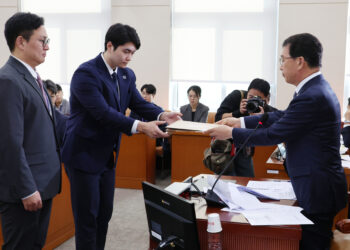 검찰 ‘김 여사 공천개입 의혹’ 김영선·명태균 공직선거법 위반 혐의 내사종결