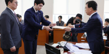 검찰 ‘김 여사 공천개입 의혹’ 김영선·명태균 공직선거법 위반 혐의 내사종결