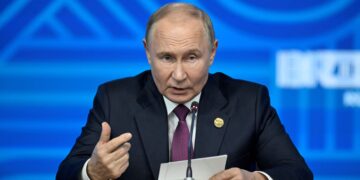 푸틴 “때 되면 북러 조약상 군사상호지원 적용 결정”