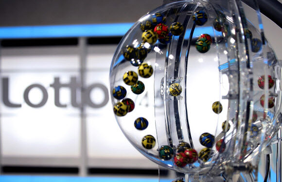 “63명이 로또 1등이라고? 조작 아냐?”…동행복권, 조작 논란에 결국