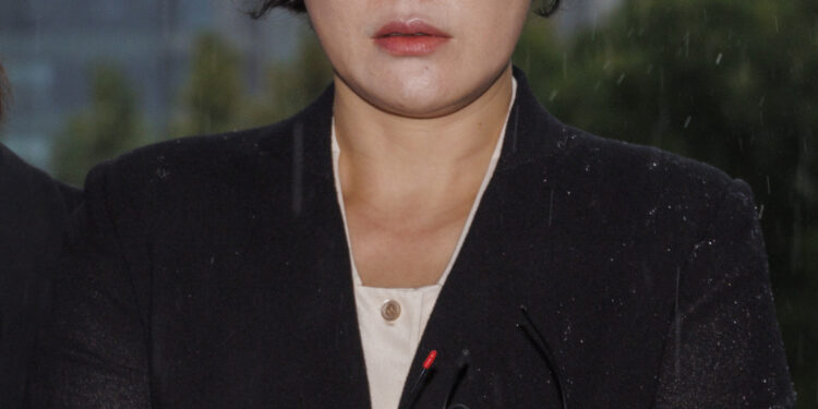 “문다혜 조사 받아라” 검찰, 3번째 소환 통보