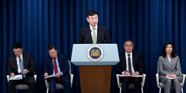 대통령실 “원전 생태계 정상화…11조원 일감 공급”