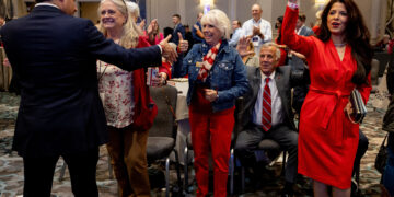 ‘비백인 노동계층’까지 품은 공화당… 샤이 트럼프, 승부 갈랐다