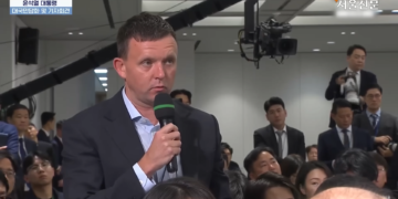“일부러 준비했다” 尹에 ‘한국어 질문’한 외신기자, 직접 밝힌 이유