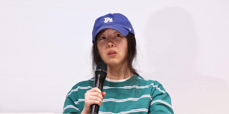 어도어 떠나는 민희진 “시간 낭비… 새 K팝 여정 펼칠 것”