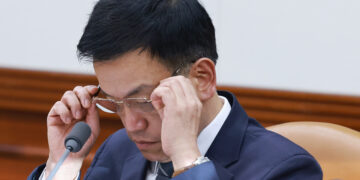 한국 저성장 경고 잇따르는데… 계엄이 삼켜 버린 ‘경제 로드맵’