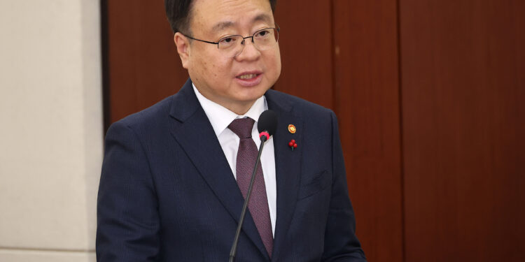 月소득 228만원 이하면 기초연금 받아… 수급자 736만명 달할 듯