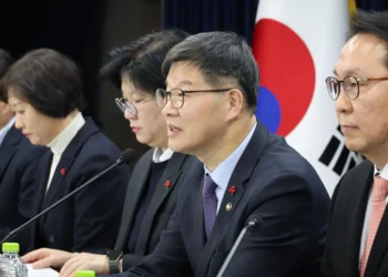 노인 나이 상향 논의…연금 개혁 상반기 ‘완수’