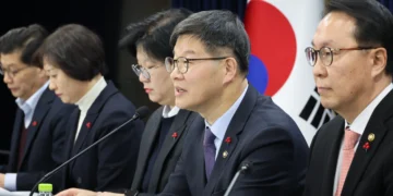 노인 나이 상향 논의…연금 개혁 상반기 ‘완수’