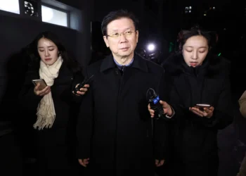 前경호처장·본부장, 경찰 조사 후 귀가…“수사 성실히 협조했다”