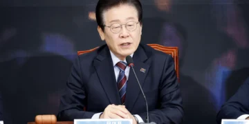 [영상] 이재명 “카톡이 가짜 뉴스 성역입니까?” 최고위서 밝힌 한마디