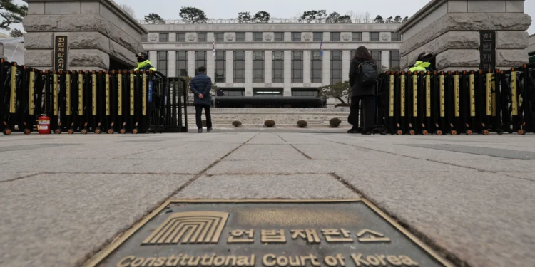 14일 尹탄핵심판 첫 변론 앞둔 헌재 “수사 기록 확보 문제없다”