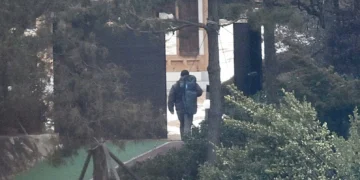 경호처 “불법 영장 집행, 적법하게 대응할 것”…협조 거부