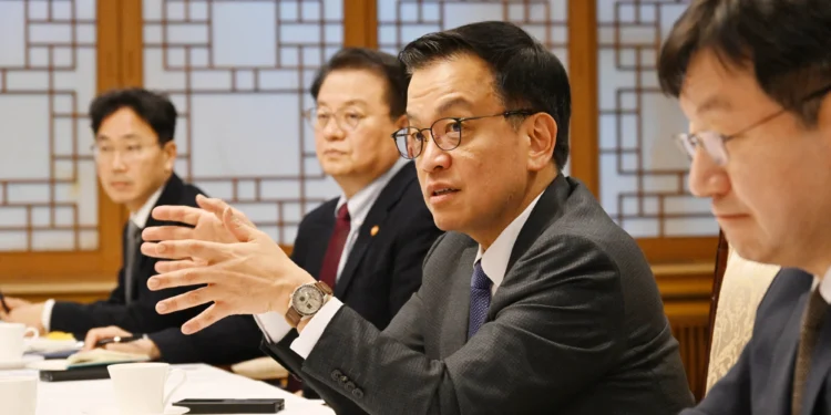 ‘트럼프 관세’ 대응 총력전… 美 의회에 “이차전지·반도체 지원 유지해달라”