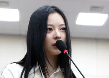 뉴진스 하니 “모든 근로자 존중받아야…어리다고 진지하지 않은 것 아냐”