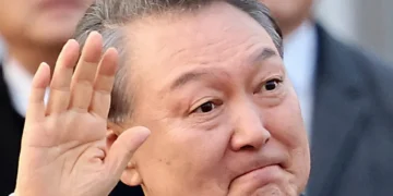 풀려난 尹… 野 “심우정 탄핵”