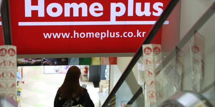 부동산 가치 뚝 떨어진 홈플러스 “할인 행사 연장”… 현금 확보 비상