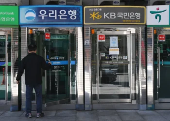 이자장사로 60조 번 은행들…지난해 순이익 22.4조 ‘역대 최대’