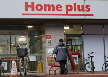 [속보] 김병주 MBK 회장 “개인 자금으로 홈플러스 소상공인 결제대금 지원”