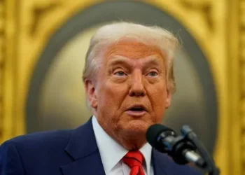 열받은 트럼프 “푸틴, 휴전 안 하면 러 원유에 2차 관세 부과”