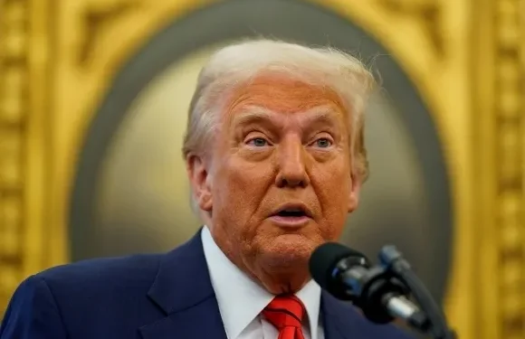 열받은 트럼프 “푸틴, 휴전 안 하면 러 원유에 2차 관세 부과”