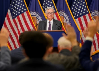 美기준금리 동결 속 환율은 치솟아… 6만전자·21만닉스 탈환