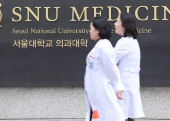 ‘SKY의대생’ 돌아온다… ‘등록 후 휴학’ 꼼수 가능성 여전