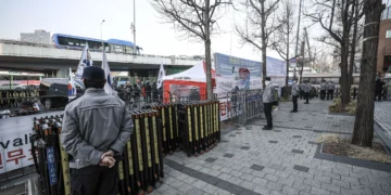 한남 관저 인근 한강진역 오전 9시부터 무정차 통과