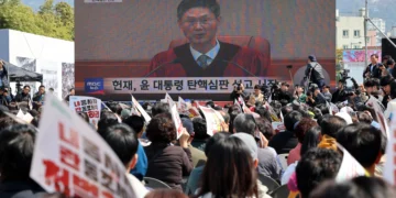 尹 파면에 중소기업·소상공인들 “경제 살리기 매진해야” 한목소리