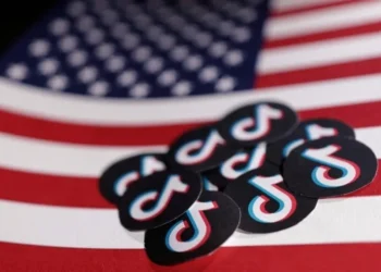 ‘상호관세’ 화난 中, 美 틱톡 인수 반대…트럼프는 틱톡금지 유예