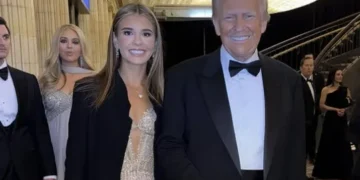 백악관 브이로그 찍는 18세 트럼프 손녀