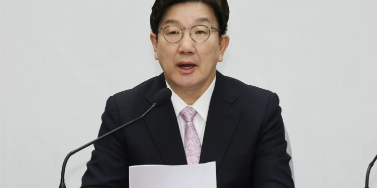권성동 “이재명, 후안무치에 몰염치·뻔뻔함…양아치는 그렇고”