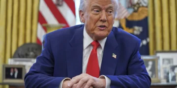 삼성전자 31만弗, 한화그룹 100만弗… 트럼프 취임 때 거액 냈다