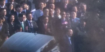 대통령실 직원 200여명 환송…尹 “미안하고 감사했다”