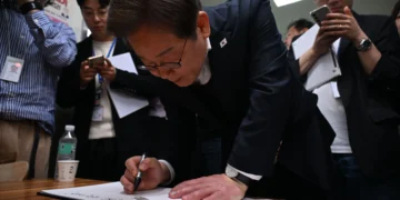 이재명 “공평한 선거운동 보장해야…‘대법관 탄핵’은 당 판단 존중”