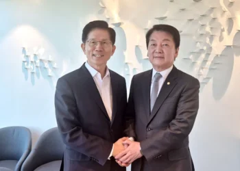 ‘쌍권’ 퇴짜 놓은 김문수, 나경원·안철수 찾아 우군 확보 나서