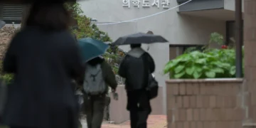 수업 거부 의대생 8305명 집단 유급된다…46명은 제적