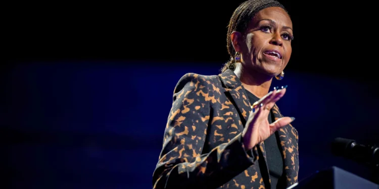 ‘이혼설’ 미셸 오바마 작심 발언… “버락 같은 아들 안 낳아서 다행”