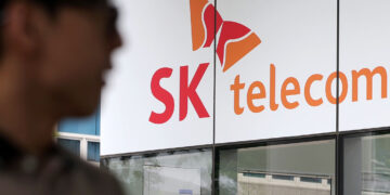 SKT, 1조원대 고객 보상·정보보호 대책 마련…“위약금 면제 수용”(종합)