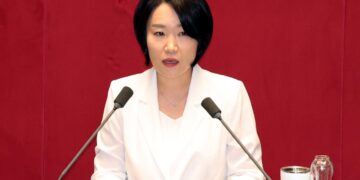 이소영 “尹, 아파서 못 나와?…李대통령은 칼 맞고도 재판 나왔다”