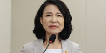 “좌파들은…” 보수유튜브 출연 이진숙에 감사원 “정치중립 의무 위반”