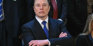 머스크 신당 창당 선언에 ‘테슬라 시총’ 206조 증발