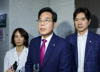 ‘채해병 특검’ 임종득 압수수색…野 “명백한 야당 탄압, 정치 보복”