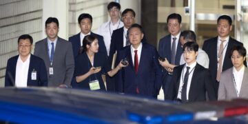 내란특검, 尹 14일 출석요구.. 채해병특검은 尹 휴대전화 확보