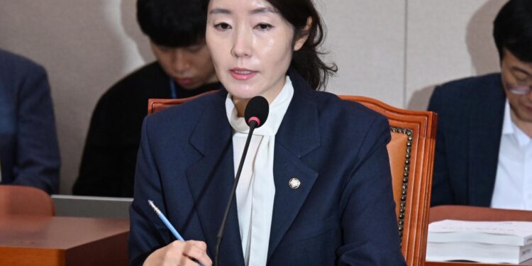 李대통령, 강선우 임명 강행…“24일까지 청문보고서 달라”