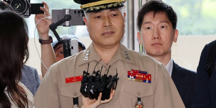 ‘해병특검 출석’ 박정훈 “VIP 격노가 시작점…진실 밝혀질 것”