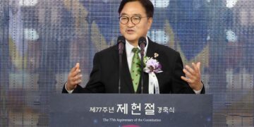 우원식 “최소 수준의 개헌으로 첫발…단계적·연속적 개헌 시작”
