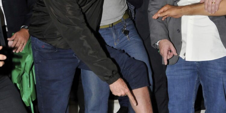 “젠장, 난 70살 먹은 전직 대통령”… 전자발찌에 분노한 보우소나루