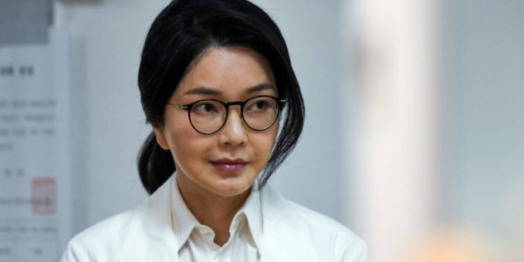 ‘김건희 선물용’ 사넬백 영수증 통일교서 확보