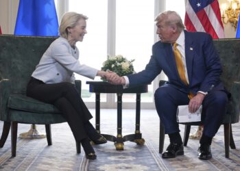 美·EU 무역협상 타결…트럼프 “모든 EU 제품 15% 관세”